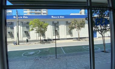 Arriendo local comercial a pasos paseo Independencia