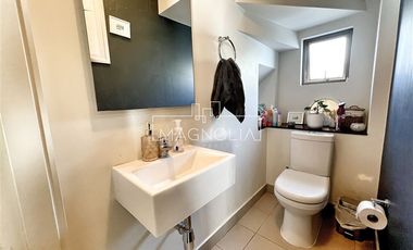 Casa en Arriendo en A pasos de Avenida Chamisero. Jumbo