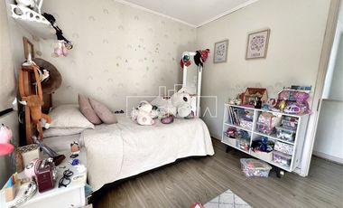 Casa en Arriendo en A pasos de Avenida Chamisero. Jumbo