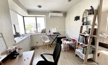 Casa en Arriendo en A pasos de Avenida Chamisero. Jumbo