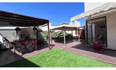 Hermosa casa en venta en  Costa Laguna