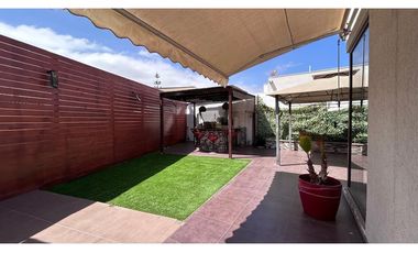 Hermosa casa en venta en  Costa Laguna