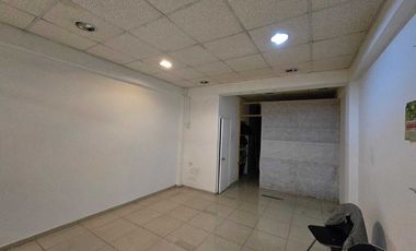 Local Comercial en Historica galeria de Talca