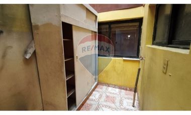 VENTA DE CASA ESTACION CENTRAL 11D, 4B, 1 BODEGA.