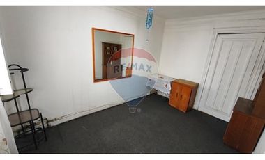 VENTA DE CASA ESTACION CENTRAL 11D, 4B, 1 BODEGA.