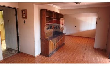 VENTA DE CASA ESTACION CENTRAL 11D, 4B, 1 BODEGA.