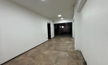 Local comercial en metro Los Leones