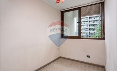 Oportunidad  a pasos de la Universidad Católica