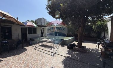 Amplia propiedad en excelente entorno residencial