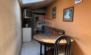 Amplia propiedad en excelente entorno residencial