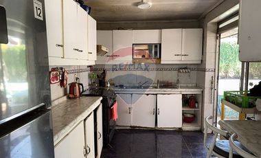 Amplia propiedad en excelente entorno residencial