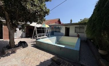 Amplia propiedad en excelente entorno residencial