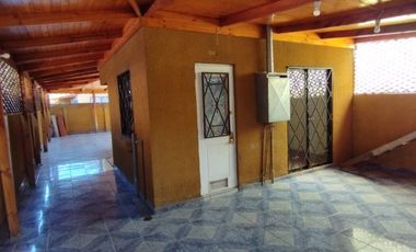 ARRIENDO CASA  3 DORM/2 BAÑOS, CONDOMINIO. PEÑAFLOR