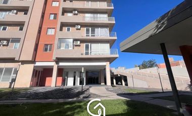 Departamento en alquiler Amoblado en Edif. Jardines de Esmeralda