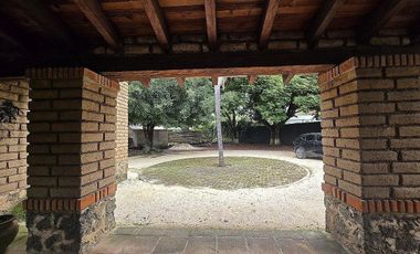 Terreno  en venta en Tepoztlán sobre avenida