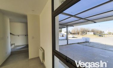 DUPLEX