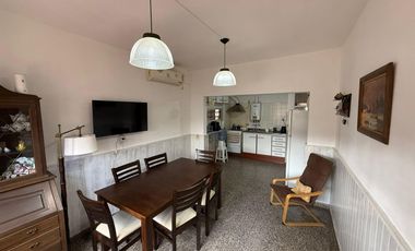 Casa en venta apta crédito, dos dormitorios en Junin