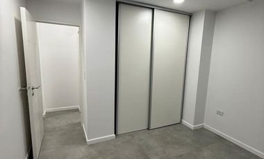Alquiler Departamento 2 ambientes en Canning Center - con cochera y balcon