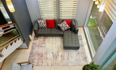 Casa en Venta en Jardín Real, sobre Boulevard, zapopan