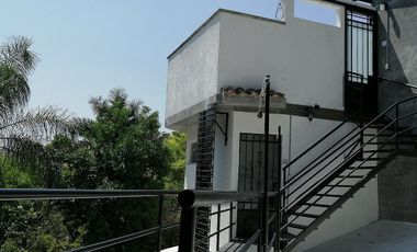 Casa en Venta con Jardín y alberca en Xochitepec “Pueblo Mágico” Centro Morelos