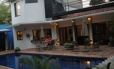 Casa en Venta con Jardín y alberca en Xochitepec “Pueblo Mágico” Centro Morelos