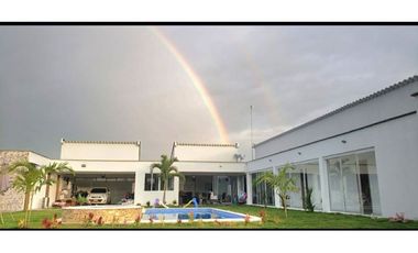 Se vende espectacular casa campestre en condominio Rozo Valle Colombia