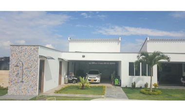 Se vende espectacular casa campestre en condominio Rozo Valle Colombia