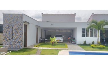 Se vende espectacular casa campestre en condominio Rozo Valle Colombia