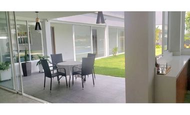 Se vende espectacular casa campestre en condominio Rozo Valle Colombia