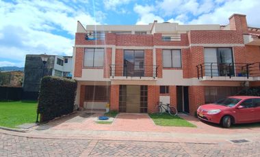 Arriendo Casa Cota Conjunto cerrado $ 2.900.000