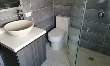 Se Arrienda casa tercer piso en Villa Hermosa