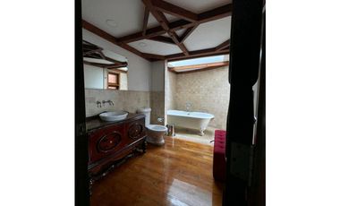 Venta Casa La Calera EL Poblado Medellín