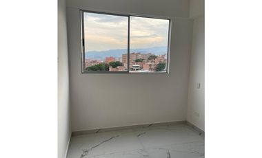 lujoso apartamento en el parque de calazans