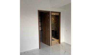 lujoso apartamento en el parque de calazans