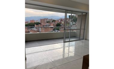 lujoso apartamento en el parque de calazans