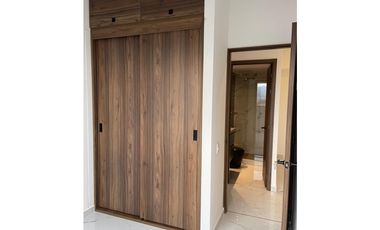 lujoso apartamento en el parque de calazans