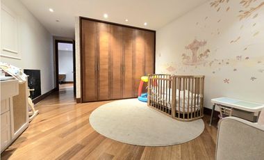 SE ARRIENDA APARTAMENTO EN CHICÓ CON TERRAZA