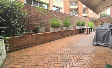 SE ARRIENDA APARTAMENTO EN CHICÓ CON TERRAZA