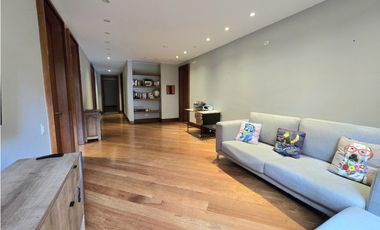 SE ARRIENDA APARTAMENTO EN CHICÓ CON TERRAZA