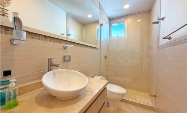 En Arriendo Apartmento Amoblado en Manga Vista a la Bahia