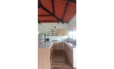 SE VENDE HERMOSA CASA CAMPESTRE PARA ESTRENAR EN ALCALA VALLE
