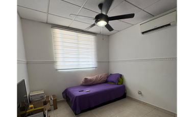 VILLA LUCRE / 307M / 3 HABITACIONES / 2 PARKING / FULL AMOBLADA