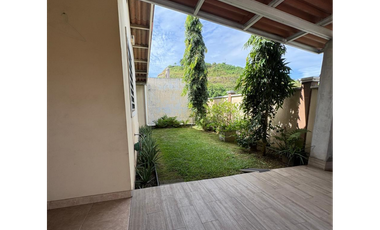 SE ALQUILA CASA EN VILLA LUCRE DE 3 HABITACIONES FULL AMOBLADA