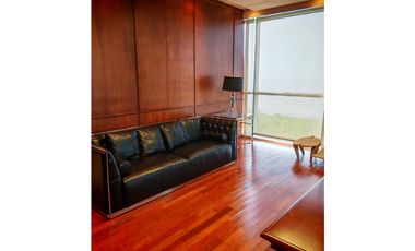 Alquilo oficina en Costa del Este amoblada