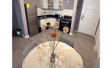 SE ALQUILA APARTAMENTO EN BRISAS DEL GOLF PH LAGUN FULL AMOBLADO