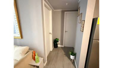 SE ALQUILA APARTAMENTO EN BRISAS DEL GOLF PH LAGUN FULL AMOBLADO