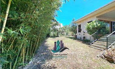 VENDO CASA DE 2 HAB 3 BAÑOS ALTO BOQUETE