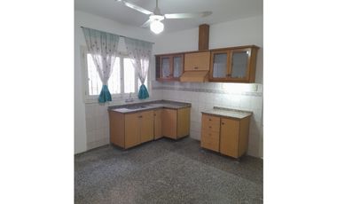 CASA EN LAS HERAS