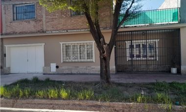 CASA EN LAS HERAS