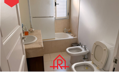 Casa en venta (Calle 20 esq. 25)